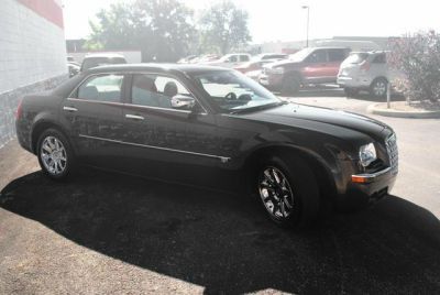 Chrysler 300C Regular Cab Sedan