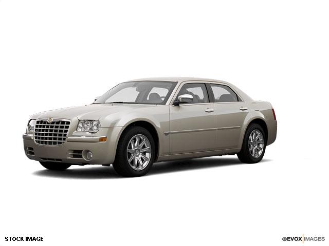 Chrysler 300C Regular Cab Sedan