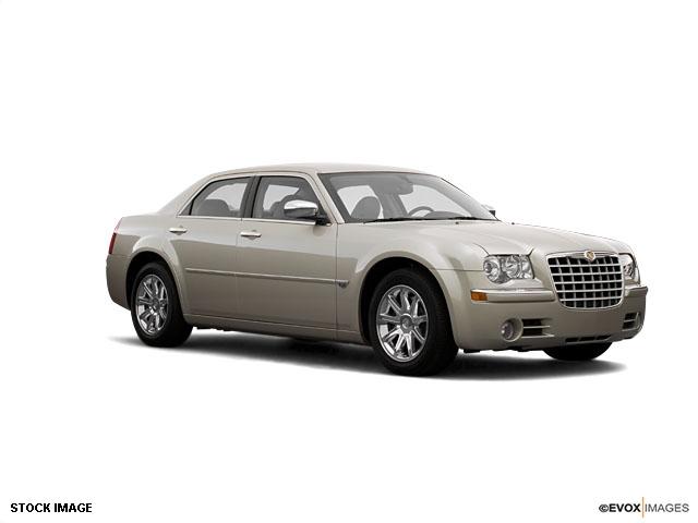 Chrysler 300C 2006 photo 2