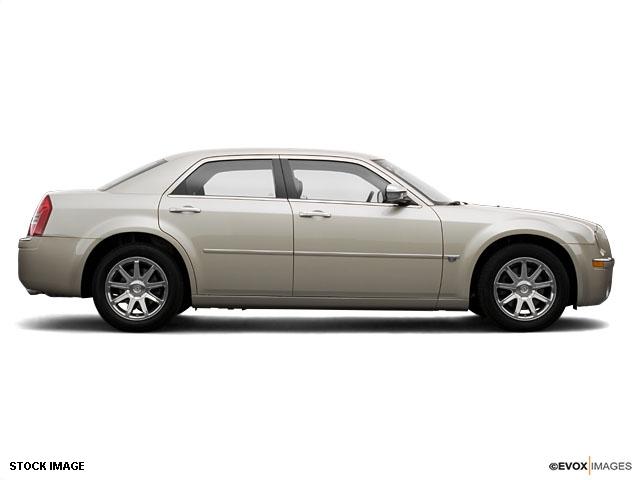 Chrysler 300C 2006 photo 3