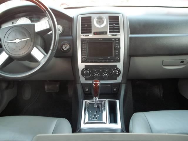 Chrysler 300C 2006 photo 4