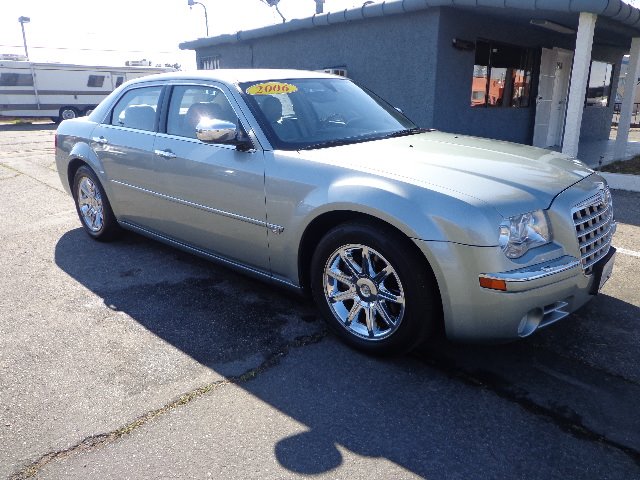 Chrysler 300C 2006 photo 3