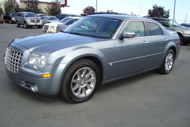 Chrysler 300C 2006 photo 3