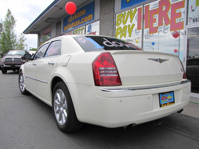 Chrysler 300C 2006 photo 3