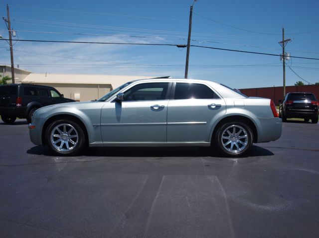 Chrysler 300C 2006 photo 15