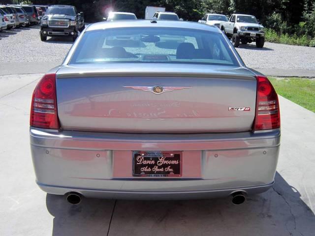 Chrysler 300C 2006 photo 2