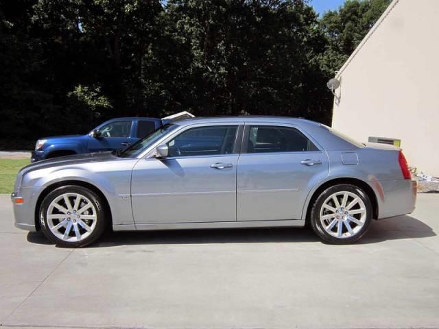 Chrysler 300C 2006 photo 4