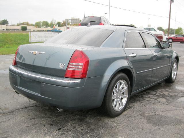 Chrysler 300C 2006 photo 1