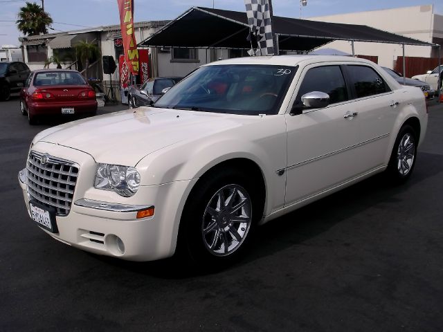 Chrysler 300C 2006 photo 4