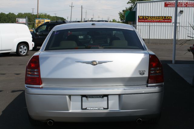 Chrysler 300C 2006 photo 4