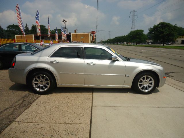 Chrysler 300C 2006 photo 3