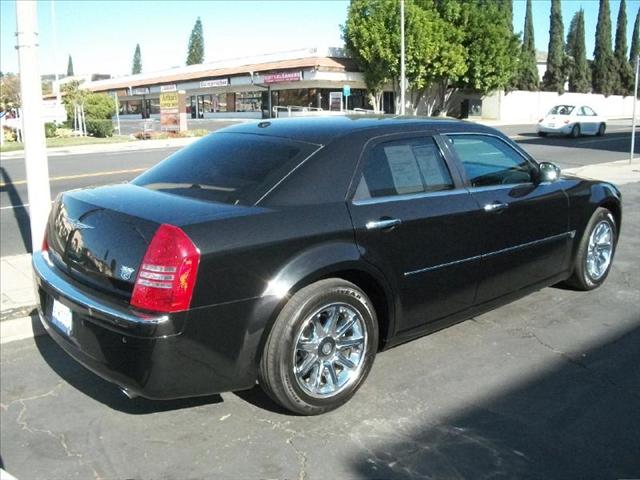 Chrysler 300C 2006 photo 1