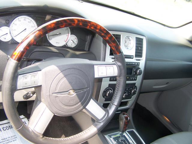 Chrysler 300C 2006 photo 3