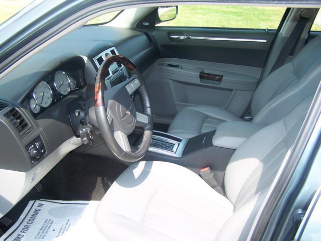 Chrysler 300C 2006 photo 4