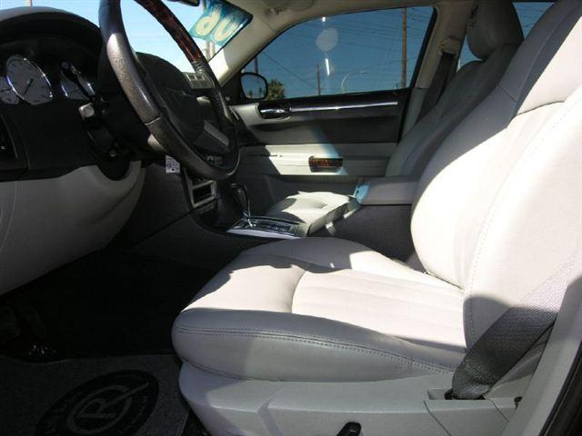 Chrysler 300C 2006 photo 3