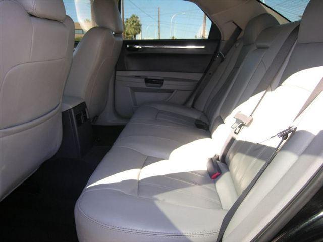 Chrysler 300C 2006 photo 4