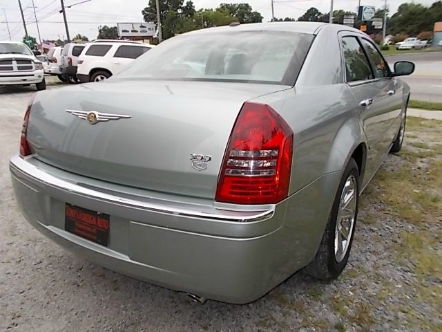 Chrysler 300C 2006 photo 1