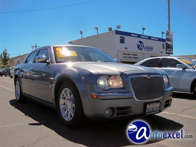 Chrysler 300C 2006 photo 2