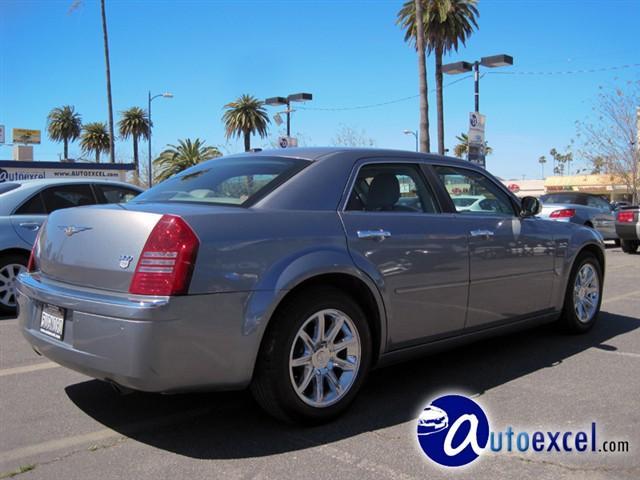 Chrysler 300C 2006 photo 4