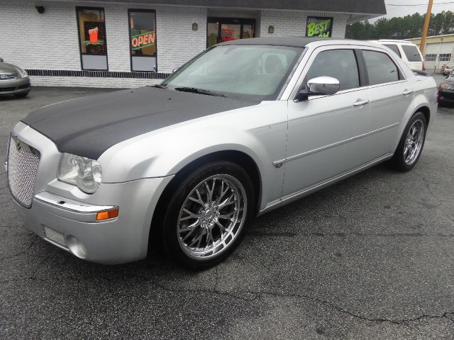 Chrysler 300C 2006 photo 2