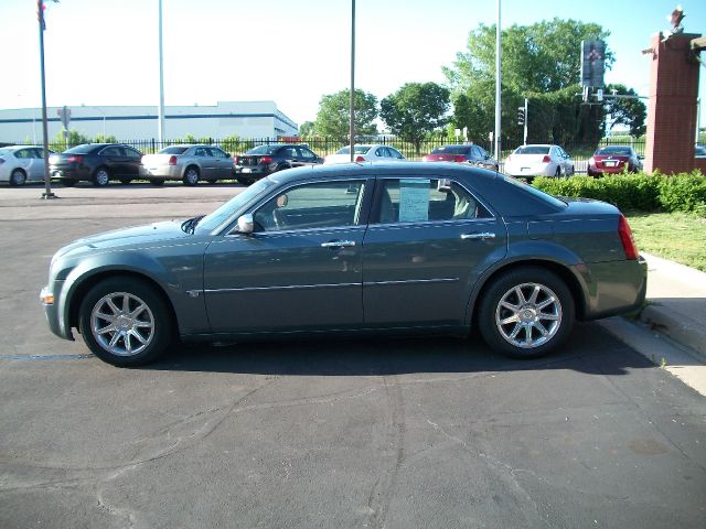 Chrysler 300C 2006 photo 23