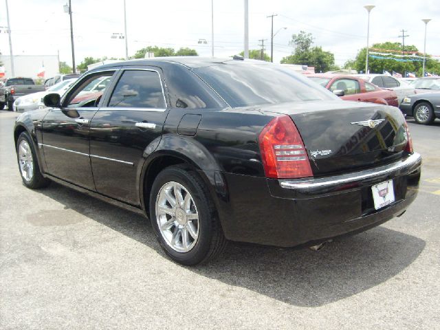 Chrysler 300C 2006 photo 4