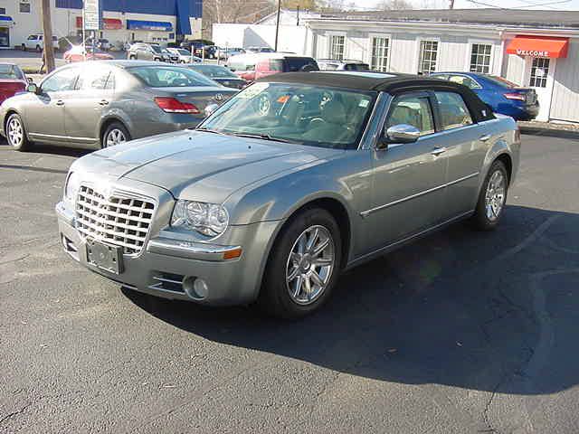 Chrysler 300C 2006 photo 1