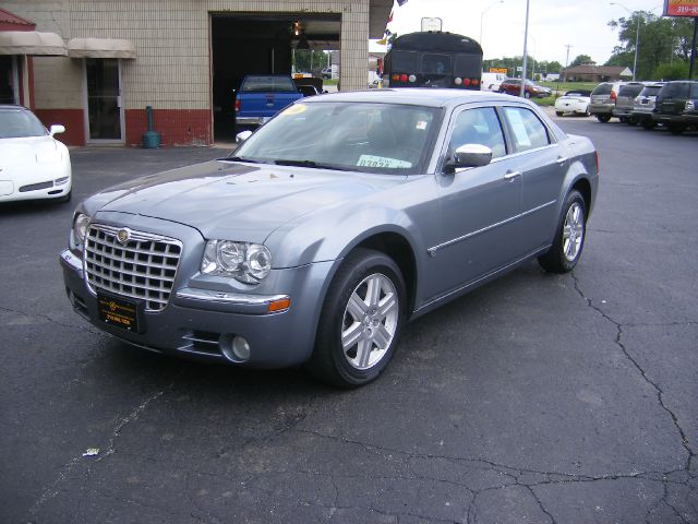 Chrysler 300C 2006 photo 4