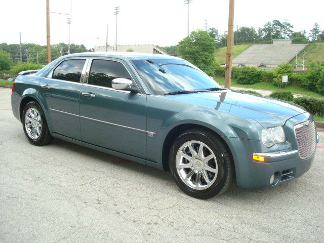 Chrysler 300C 2006 photo 2