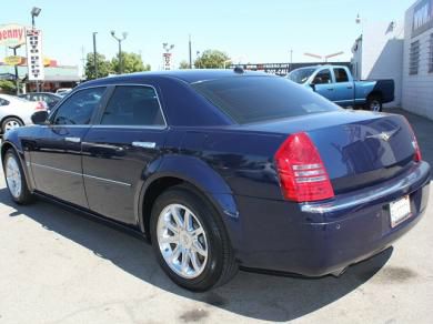 Chrysler 300C 2006 photo 2