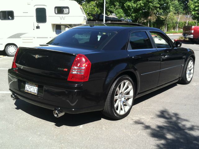 Chrysler 300C 2006 photo 22