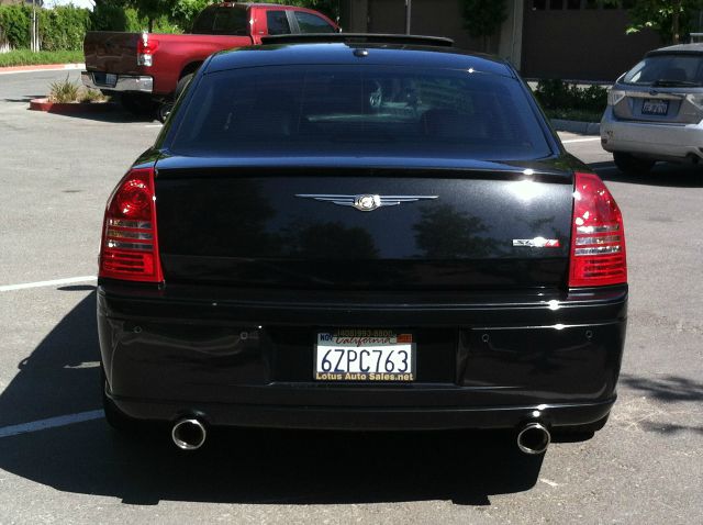 Chrysler 300C 2006 photo 4