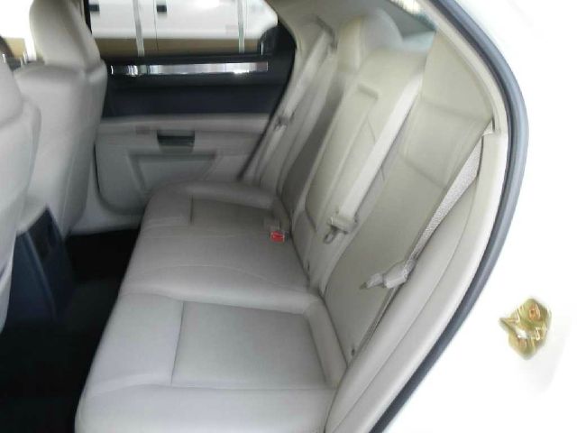 Chrysler 300C 2006 photo 10