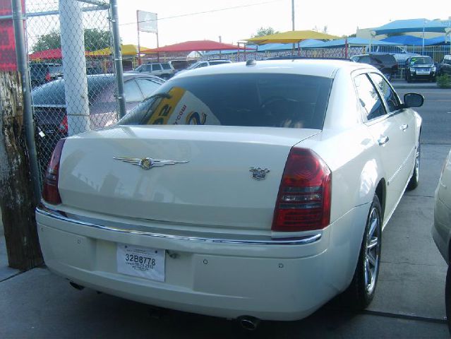 Chrysler 300C 2006 photo 1