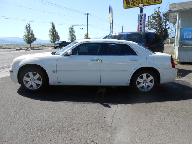 Chrysler 300C 2006 photo 7