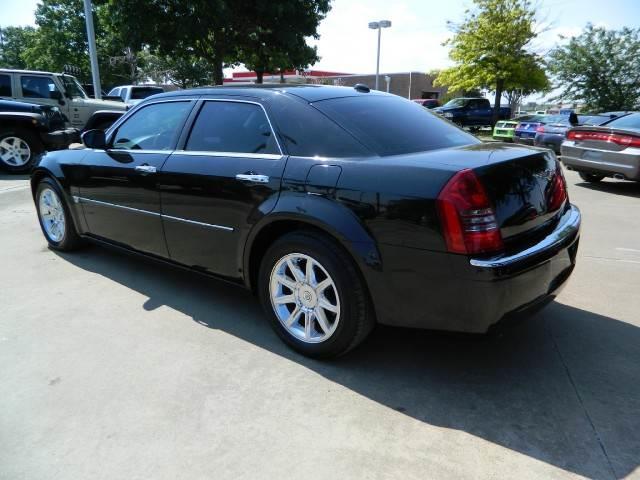 Chrysler 300C 2006 photo 4