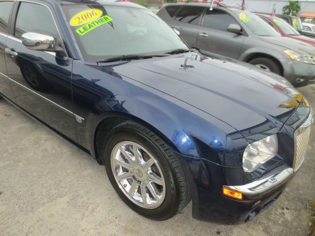 Chrysler 300C 2006 photo 1