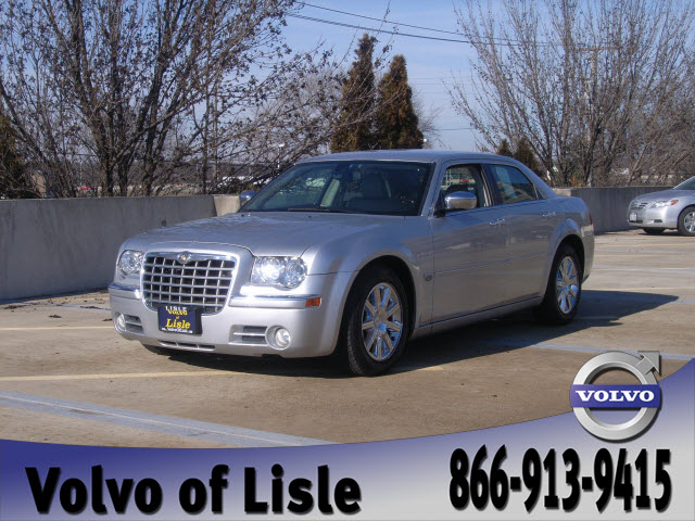 Chrysler 300C Base Unspecified