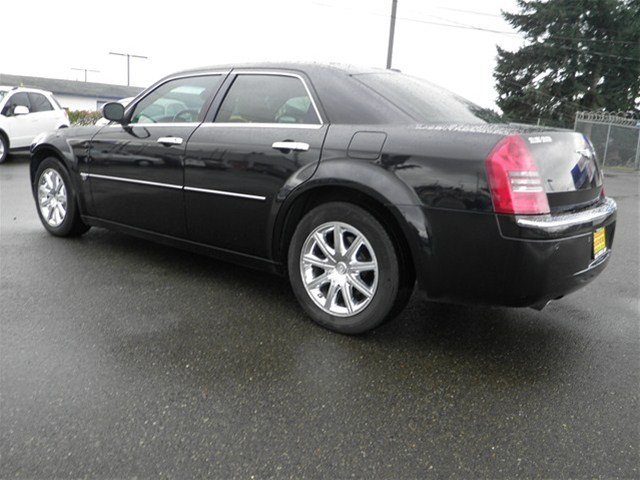 Chrysler 300C 2007 photo 2