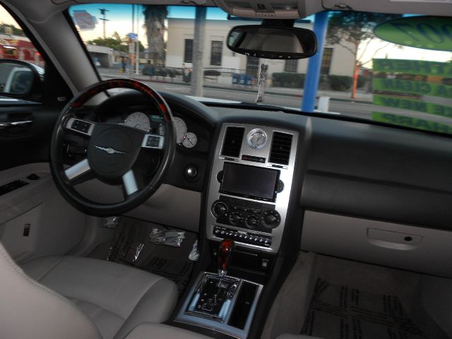 Chrysler 300C 2007 photo 3