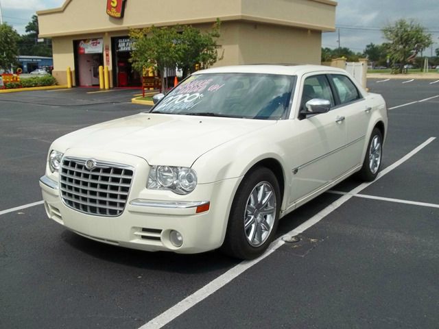 Chrysler 300C 2007 photo 2