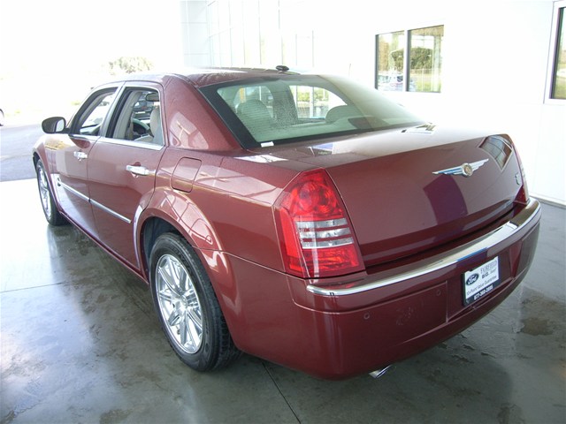 Chrysler 300C 2007 photo 3