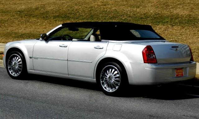 Chrysler 300C 2007 photo 18