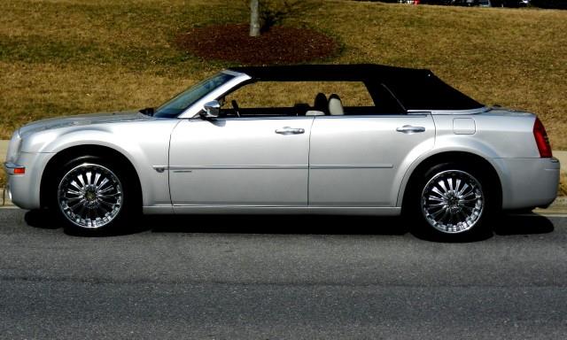 Chrysler 300C 2007 photo 29