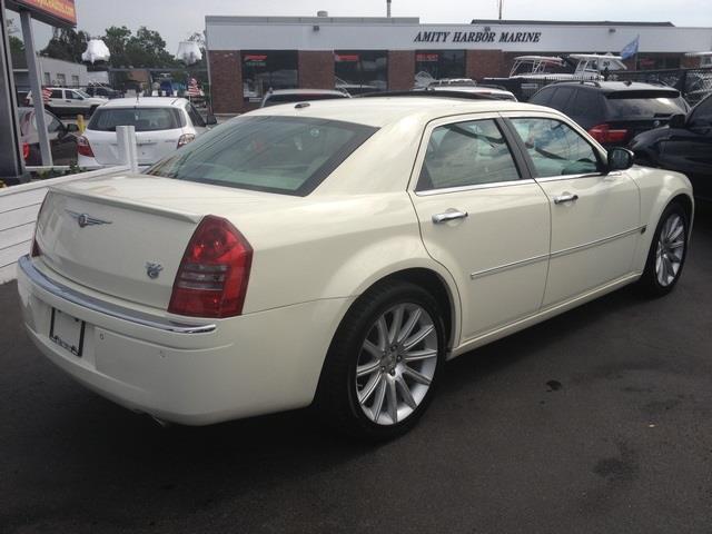 Chrysler 300C 2007 photo 1