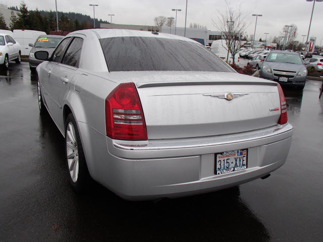 Chrysler 300C 2007 photo 1