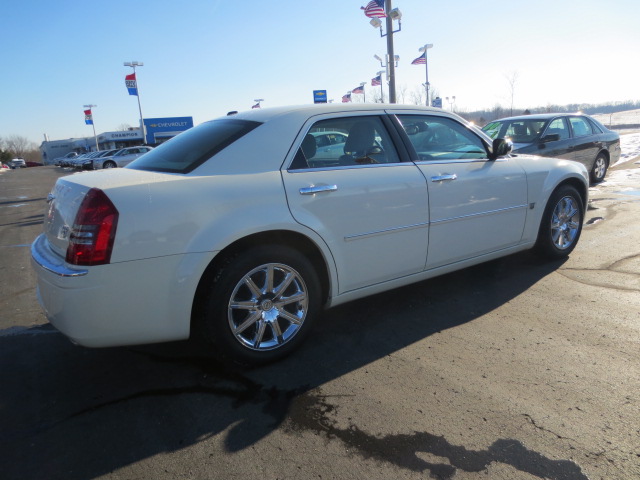 Chrysler 300C 2007 photo 3