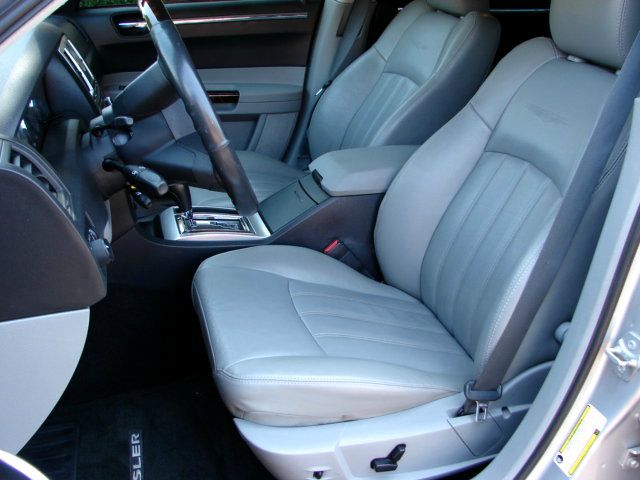 Chrysler 300C 2007 photo 3