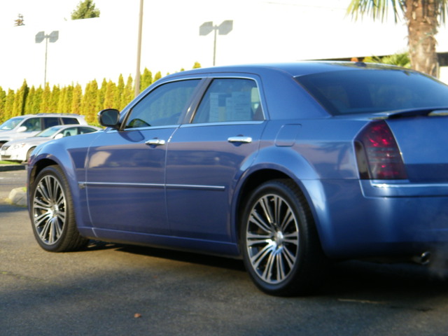 Chrysler 300C 2007 photo 2