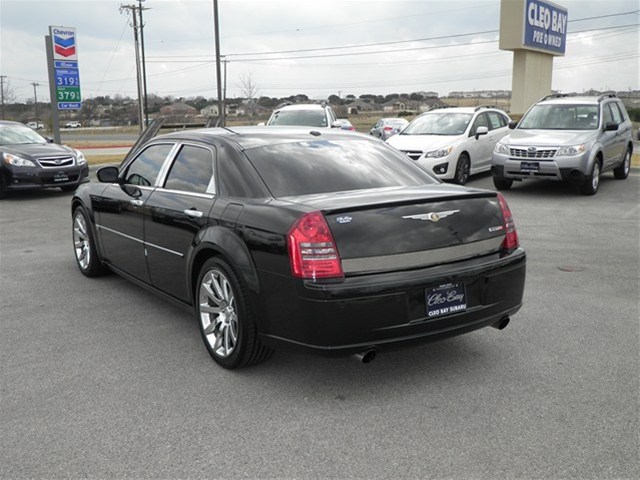 Chrysler 300C 2007 photo 4